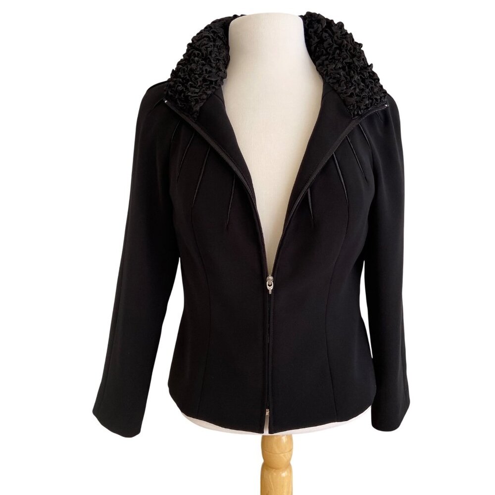 Joseph Ribkoff Black Jacket With stunning Ruffled Collar Front Zip Womens Size 8